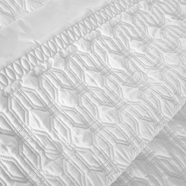 Billie White Bedspread