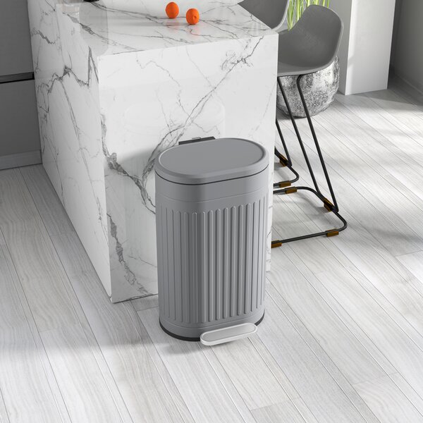 HOMCOM 30 Litre Pedal Bin, Fingerprint Proof Kitchen Bin with Soft-close Lid, Metal Rubbish Bin with Foot Pedal, Grey Aosom UK
