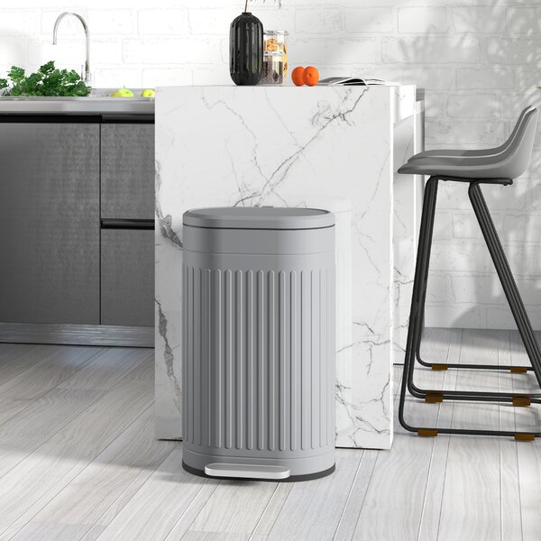 HOMCOM 30 Litre Pedal Bin, Fingerprint Proof Kitchen Bin with Soft-close Lid, Metal Rubbish Bin with Foot Pedal, Grey Aosom UK