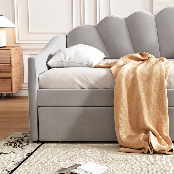 Single Day Bed with Trundle and Scalloped Cushion, Upholstered Velvet Sofa Bed with Sturdy Slats, for Bedroom, 202L x 190W x 95H cm, Gray Aosom.UK