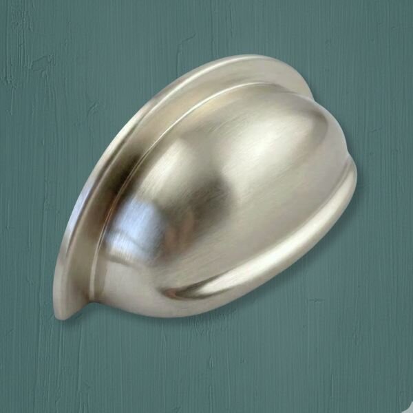 La Coquille Shell Cup Handle