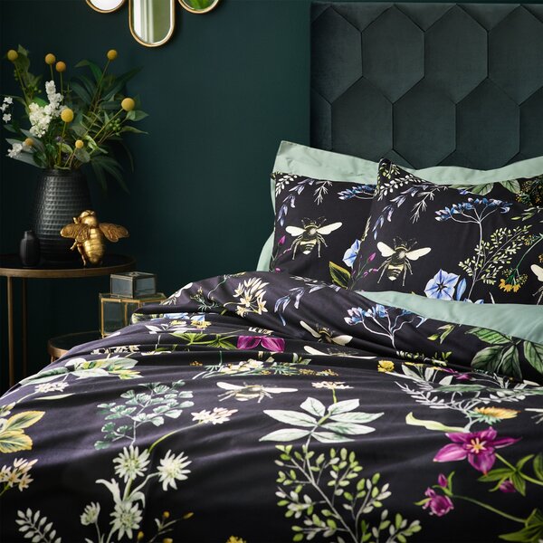 Wylder Midnight Bee Velvet Duvet Cover & Pillowcase Set, Black