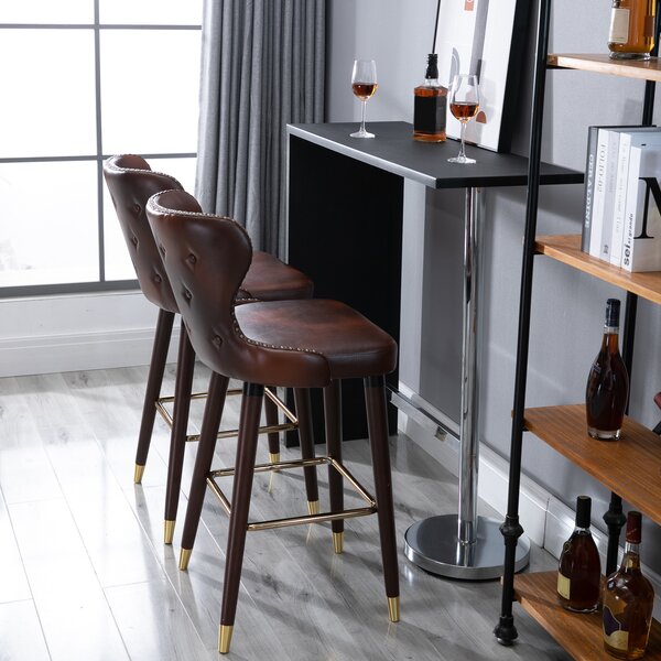 HOMCOM Bar Chair Set of 2, PU Leather Vintage Counter-Height Bar Stool, Luxury European Style Kitchen Stools with Back, Brown Aosom UK
