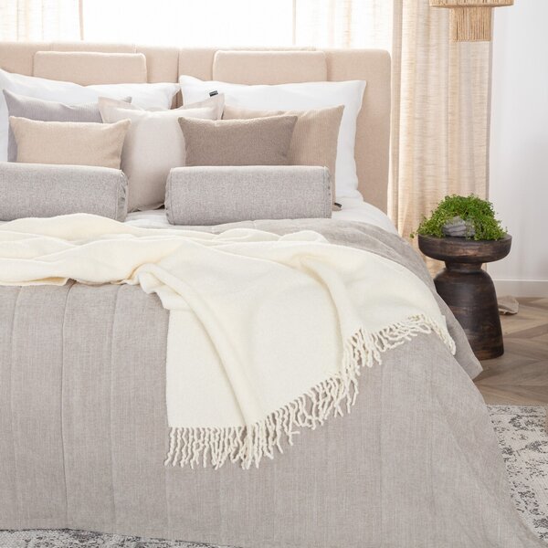 Boucle blanket 140x200cm white cream