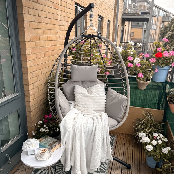 Outsunny Outdoor Swing Chair with Thick Padded Cushion, Patio Hanging Chair w/ Metal Stand, Foldable Basket, Cup Holder, Rope Structure