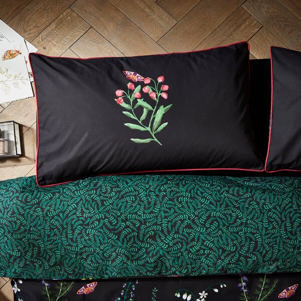 Moorland Flora Black Duvet Cover and Pillowcase Set