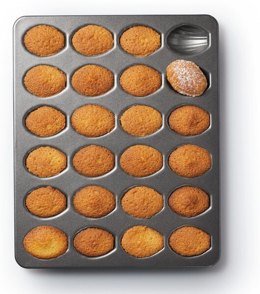 MasterClass Non Stick 24 Cup Mini Madeleine Pan