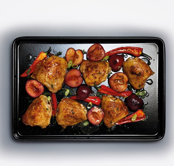 MasterClass Professional Enamel Baking Tray 39 x 27cm