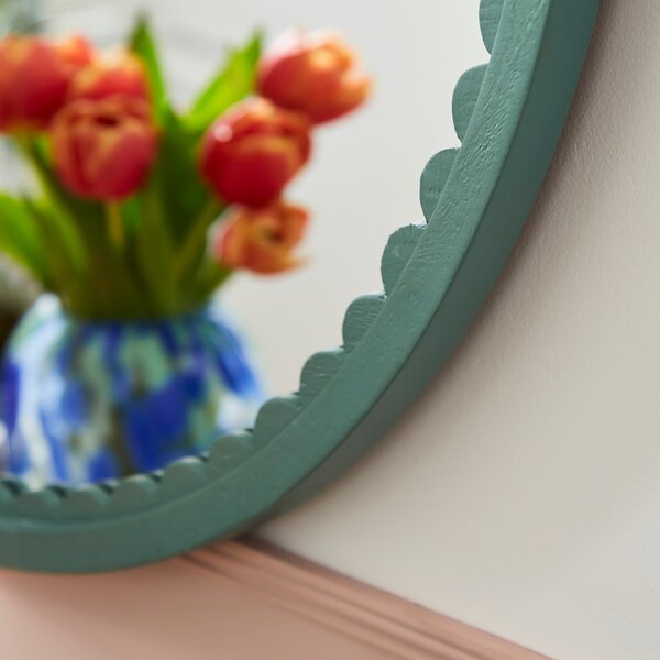 Remi Scalloped Round Wall Mirror