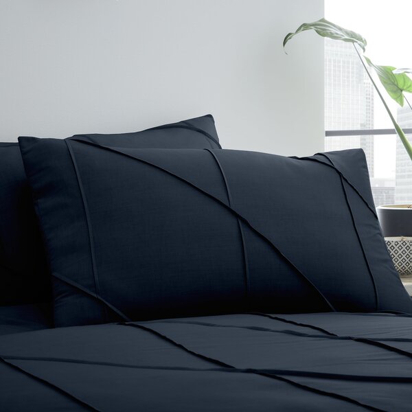 Dart Duvet Cover and Pillowcase Set