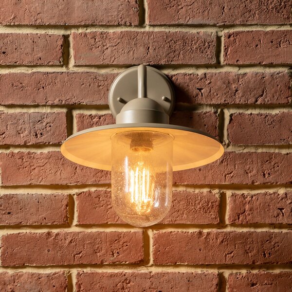 Lilium Glass Fisherman Outdoor Wall Light