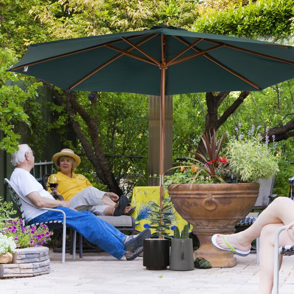 Outsunny 3(m) Wooden Patio Umbrella, Pulley Operated Garden Parasol with Rope Pulley Mechanism and 8 Ribs, Dark Green Aosom UK