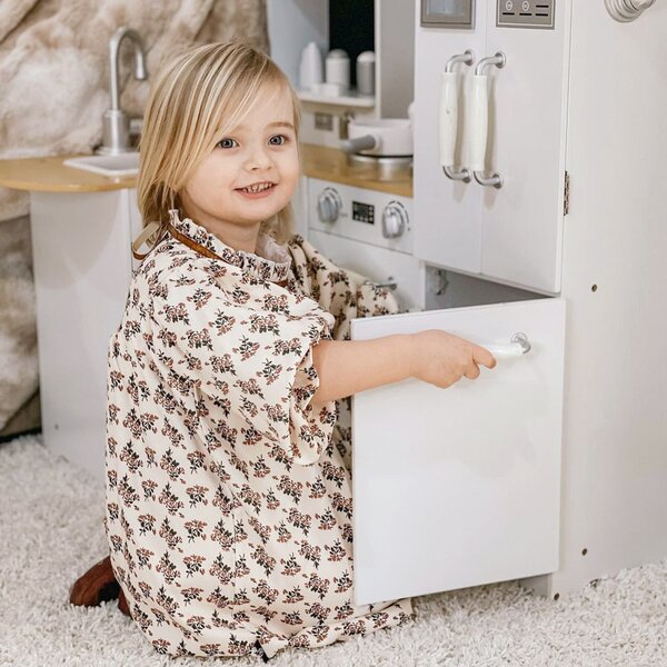 HOMCOM Kids Wooden Kitchen, Large Pretend Role Play Kitchen w/ Realistic Refrigerator, Microwave, Oven, Range Hood, Sink, Telephone Aosom UK