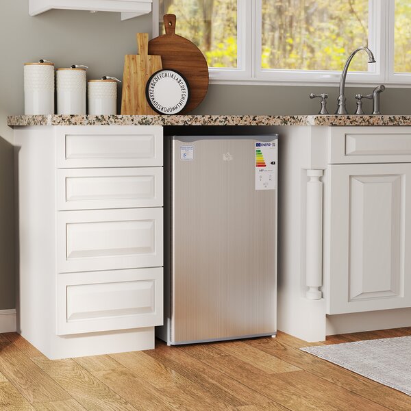 HOMCOM 91L Freestanding Under-Counter Fridge with Lock - Silver Tone