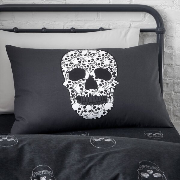 Catherine Lansfield Skulls Reversible Duvet Cover & Pillowcase Set