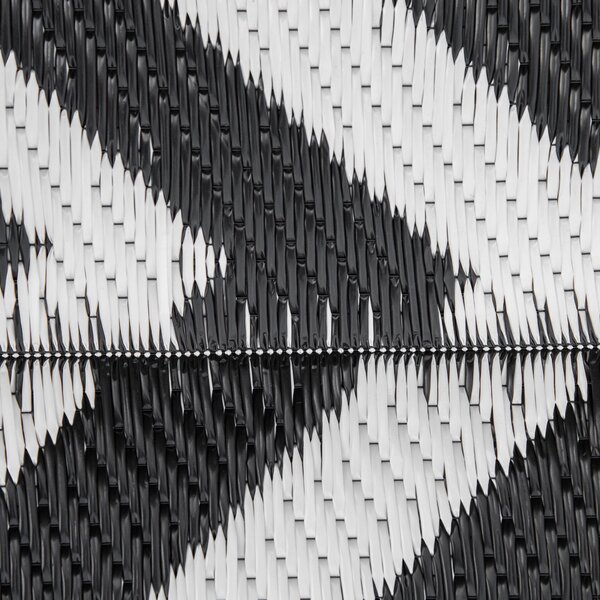 Outsunny Reversible Outdoor Mat: Portable Plastic Straw Rug for RVs, Gardens & Decks, Black & White, 121x182 cm Aosom UK