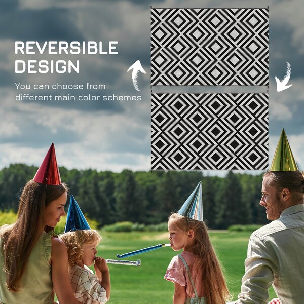 Outsunny Reversible Outdoor Mat, Plastic Straw Rug with Carry Bag & Ground Stakes, Black and White Rhombus, 182x274cm Aosom UK