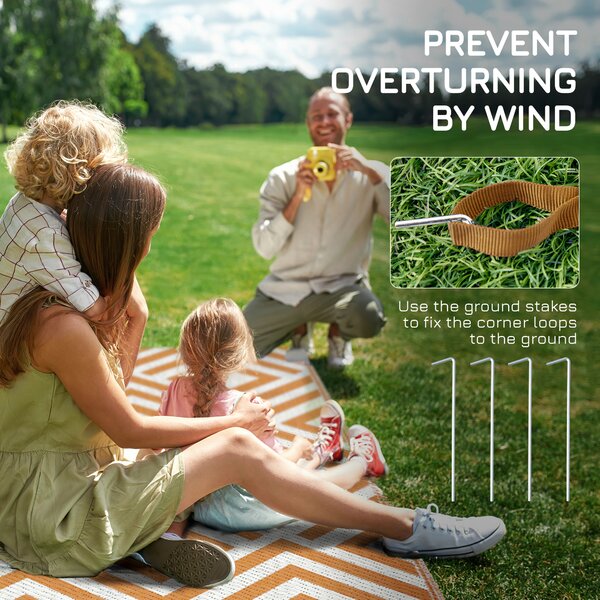 Outsunny Reversible Outdoor Rug, Waterproof Plastic Straw Mat with Carry Bag and Ground Stakes for Deck, RV, or Beach, Brown & White Aosom UK