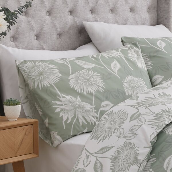 Dreams n Drapes Chrysanthemum Reversible Duvet Cover and Pillowcase Set