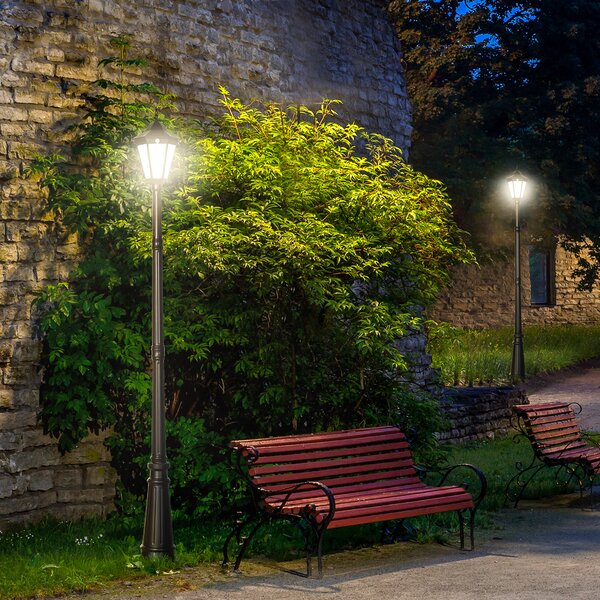 Outsunny Solar Sentinel: 2.4m LED Lamp Post Light, Aluminium Frame, PIR Motion Sensor, Ebony Black Aosom UK