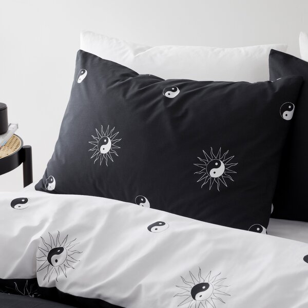 YinYang Duvet Cover & Pillowcase Set