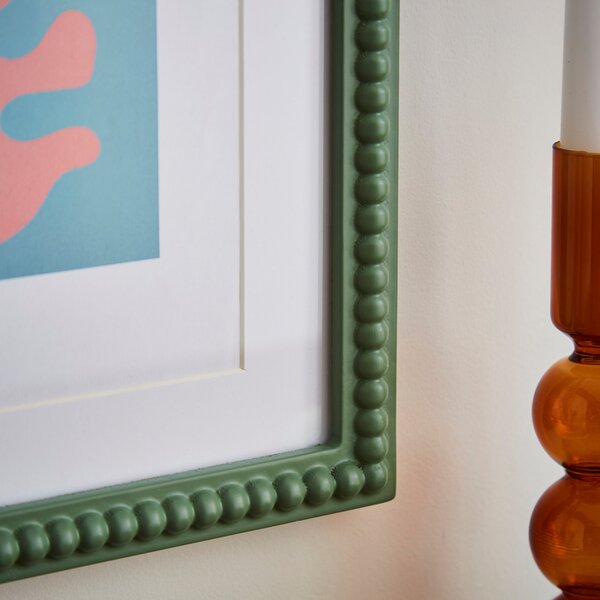 Bobbin Yew Green Photo Frame