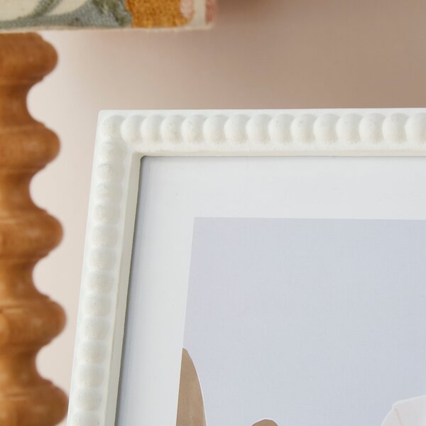 Bobbin Chalk White Photo Frame