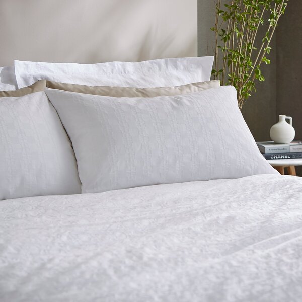 Helmsley Duvet Cover & Pillowcase Set