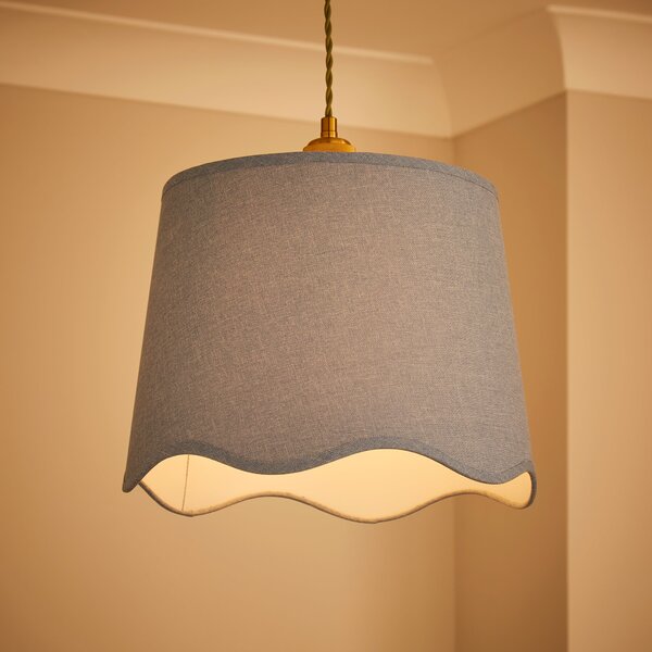 Scalloped Edge Linen Lamp Shade