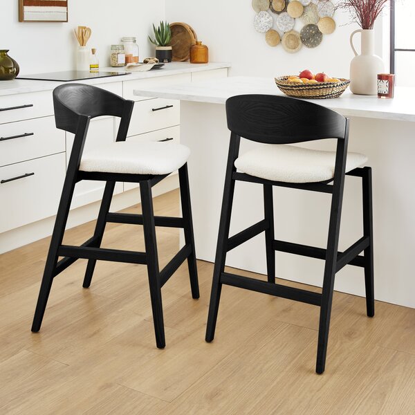 Oskar Bar Stool, Boucle