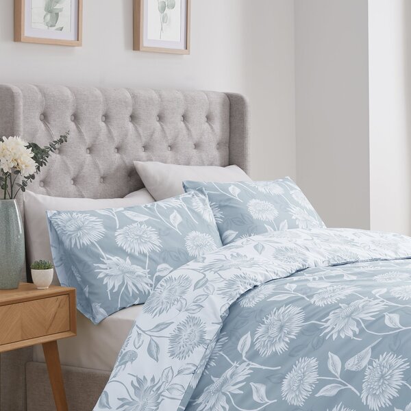 Dreams n Drapes Chrysanthemum Reversible Duvet Cover and Pillowcase Set