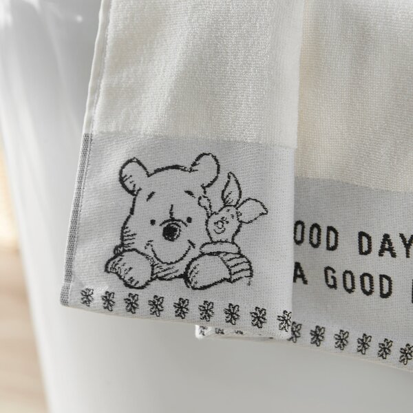 Disney Winnie the Pooh Slogan Hand Towel