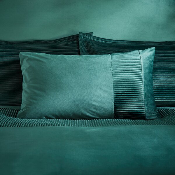 Liliana Pleated Luxury Velvet Duvet Cover and Pillowcase Set