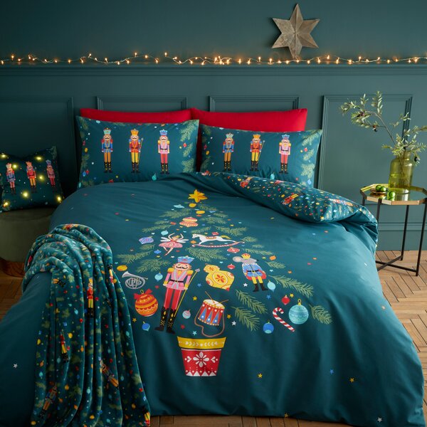 Catherine Lansfield Christmas Nutcracker Reversible Duvet Cover Bedding Set Green