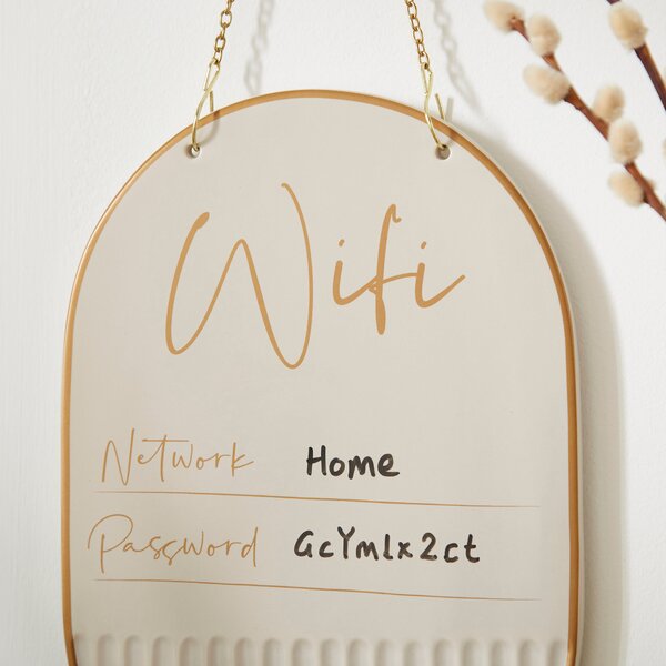 Georgi Hanging Wifi Plaque