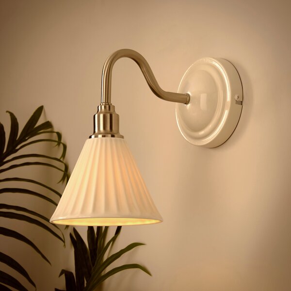 Lilbourne Ribbed Ceramic Wall Light