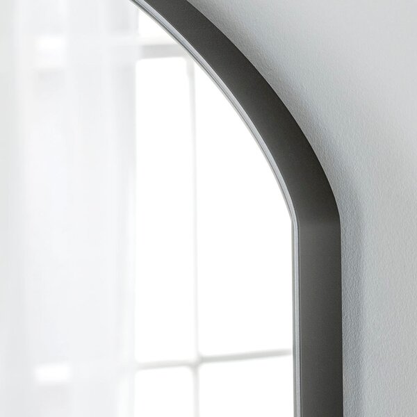 Yearn Modesty Curved Wall Mirror