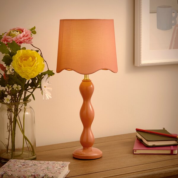 Elsie Tall Scalloped Table Lamp