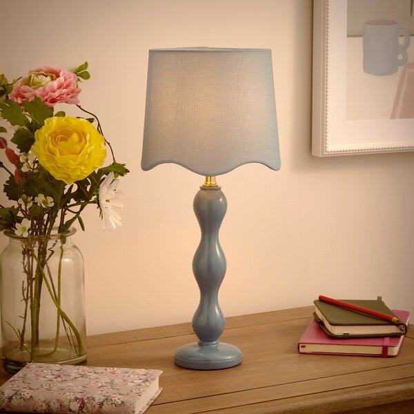 Elsie Tall Scalloped Table Lamp