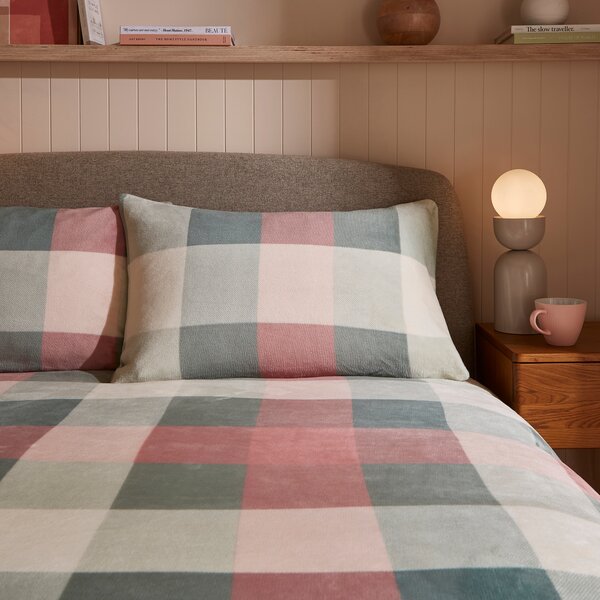 Ludhan Checked Fleece Blush Duvet Cover and Pillowcase Set