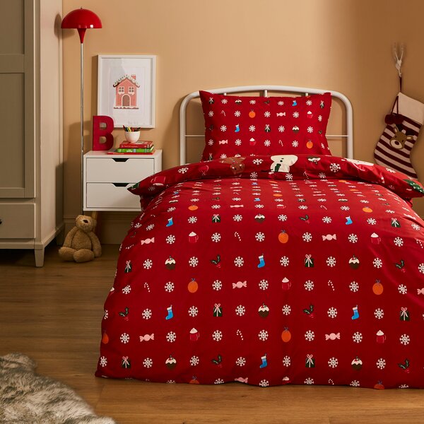 Traditional Christmas Duvet Cover and Pillowcase Set