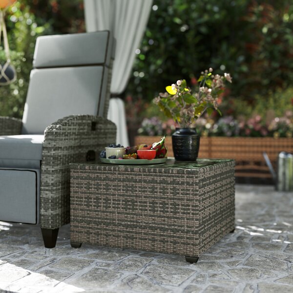 Outsunny 62 x 62cm Glass-Top Rattan Side Table - Light Grey