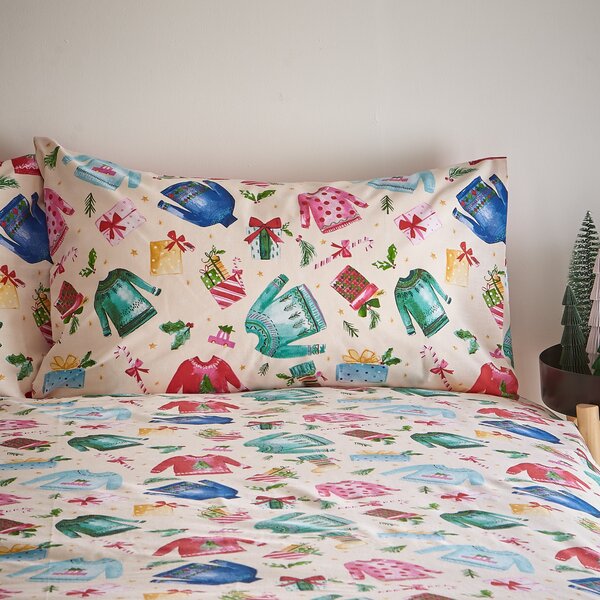 Catherine Lansfield Jolly Jumpers Reversible Duvet Cover and Pillowcase Set