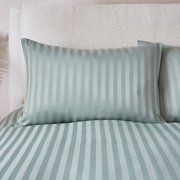 Super Soft Microfibre Stripe Duvet Cover and Pillowcase Set