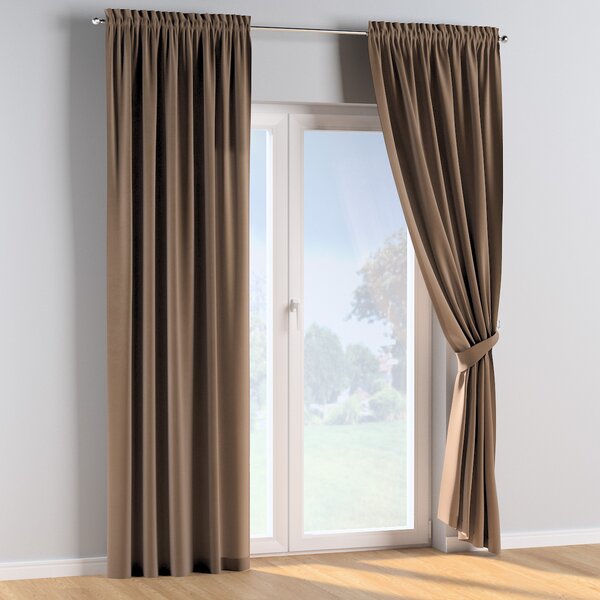 Slot and frill curtains