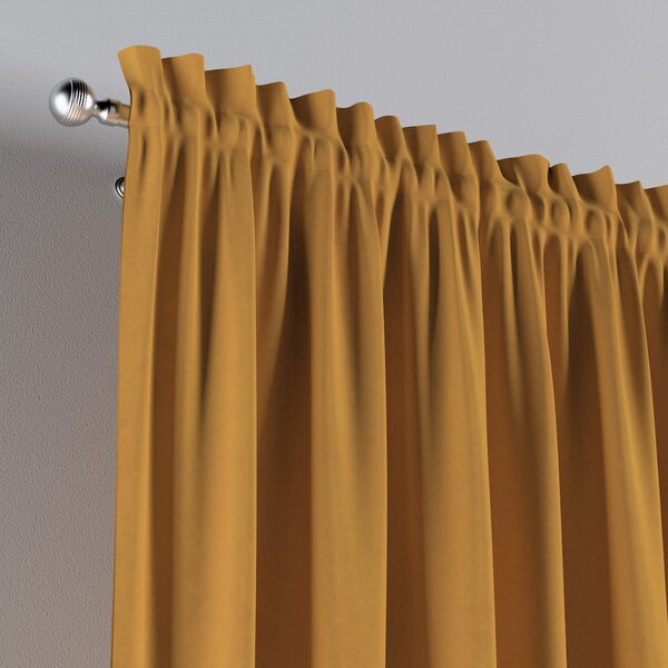 Slot and frill curtains
