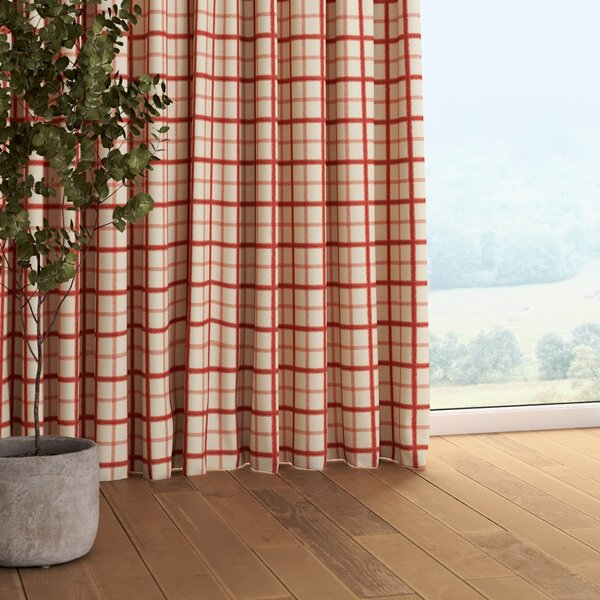 Pencil pleat curtain