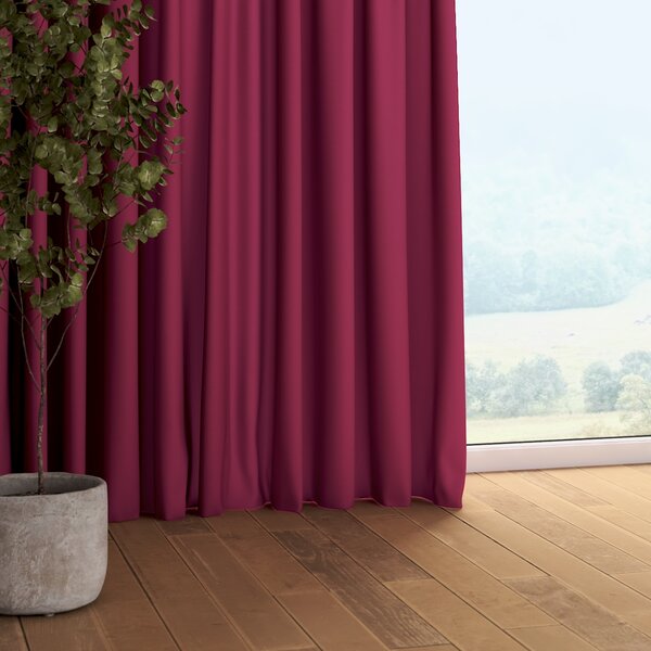 Pencil pleat curtain