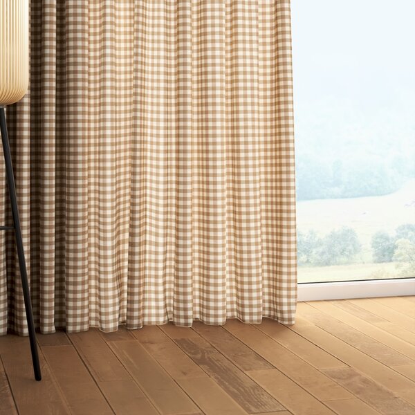 Pencil pleat curtain