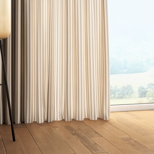 Pencil pleat curtain